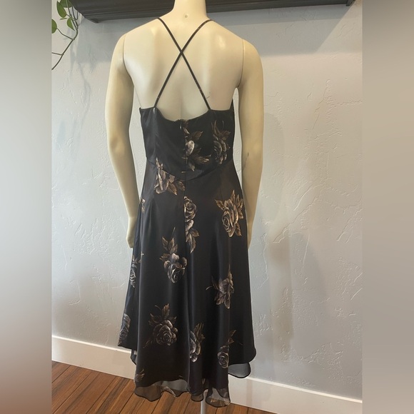 Nine West Black 100% silk Tiered Halter Midi Dress size 8 - Picture 2 of 8